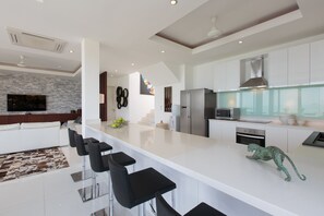 Luxury Villa, 3 Bedrooms, Sea View | Private kitchen