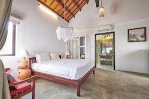 Premium Double Room, Balcony | Premium bedding, pillowtop beds, minibar, individually decorated - Blue Beach Village Homestay (Da Nang)