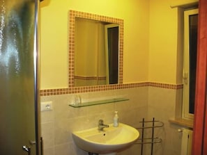 Habitación doble | Lavabo del cuarto de baño