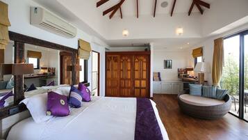 Panoramic Villa, 4 Bedrooms, Sea View | 4 bedrooms, premium bedding, blackout drapes, cribs/infant beds