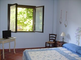 Premium bedding, desk, free WiFi, bed sheets