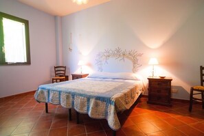 Premium bedding, desk, free WiFi, bed sheets - B&B La Rena Rossa (Nicolosi)