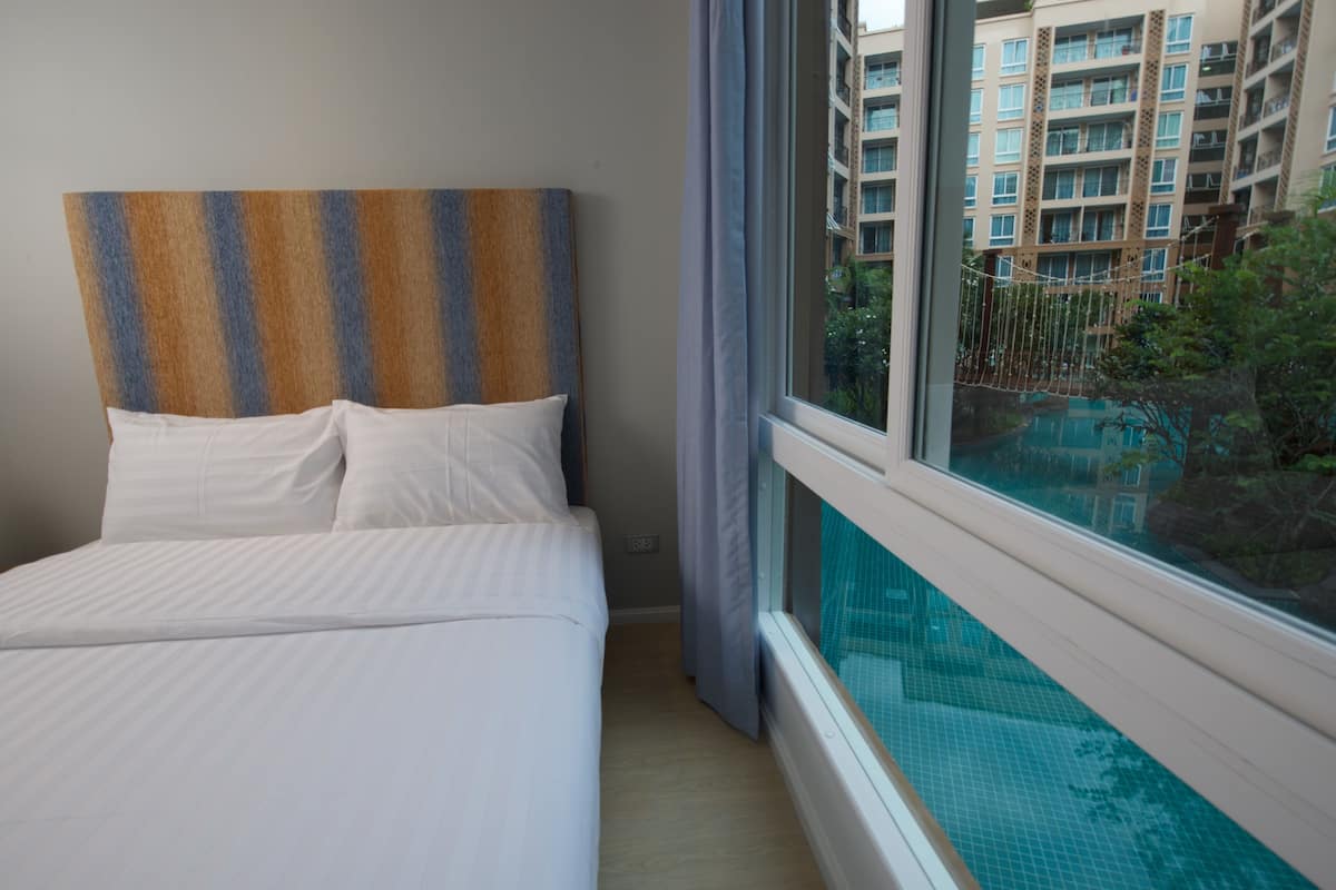 Largest Luxe room with best view | Desk, iron/ironing board, free WiFi