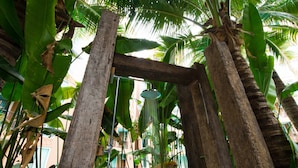 Outdoor pool - Atlantis Pattaya High Service (Pattaya)