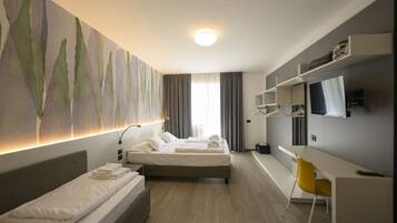 Superior Triple Room | Premium bedding, in-room safe, desk, free WiFi