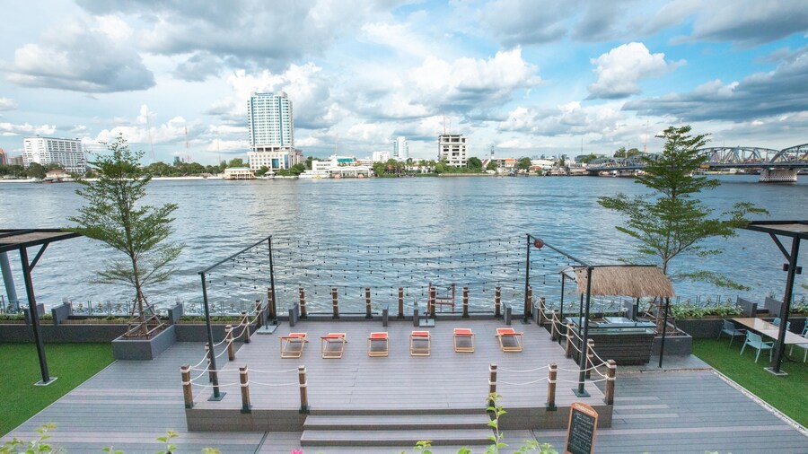 The Royal River Hotel