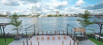 The Royal River Hotel