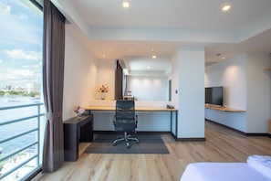 Cortinas blackout, cunas gratuitas y camas plegables/adicionales