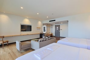 Superior Family Room (City View) | Wohnbereich