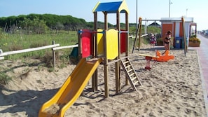 Children's play area - outdoor - Hotel Picobello (Jesolo)