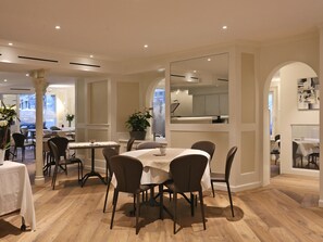 Restaurant - Hôtel du Cheval Blanc - City Center (Bulle)