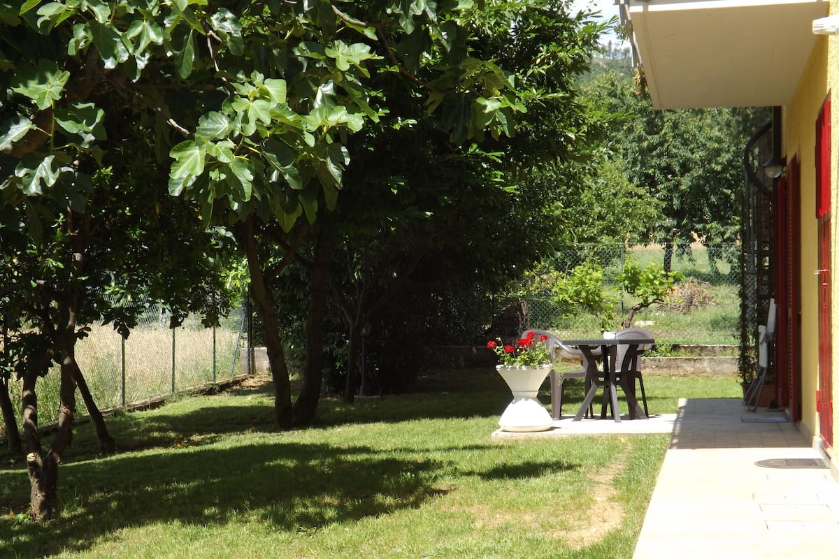 Double Room, Terrace | Desk, soundproofing, free WiFi, bed sheets