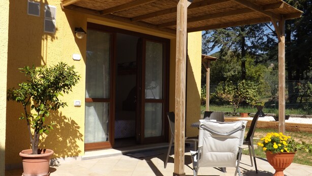 Triple Room | Terrace/patio - B&B IL Pizzagiallo (Massa Martana)
