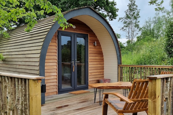 Superior Cabin, Non Smoking, Garden View | Premium bedding, pillowtop beds, individually decorated