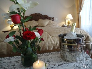 Habitación estándar doble | Cortinas opacas, cunas gratuitas, wifi gratis y ropa de cama