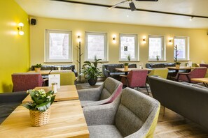 Sala de estar en el lobby