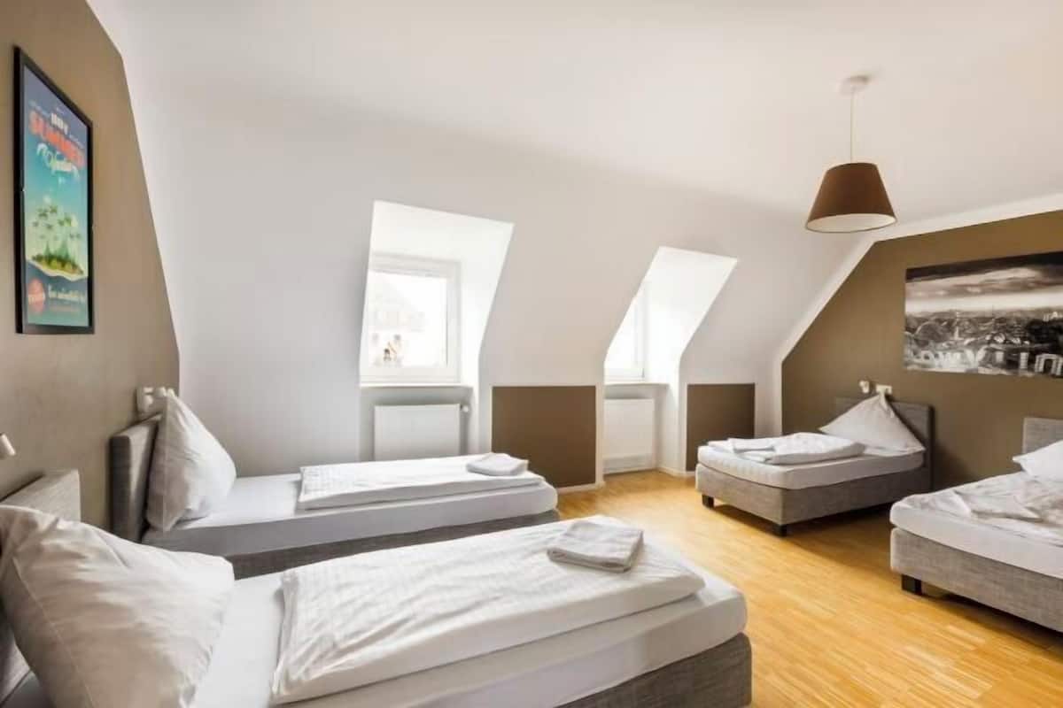 1 habitación, wifi gratis y ropa de cama