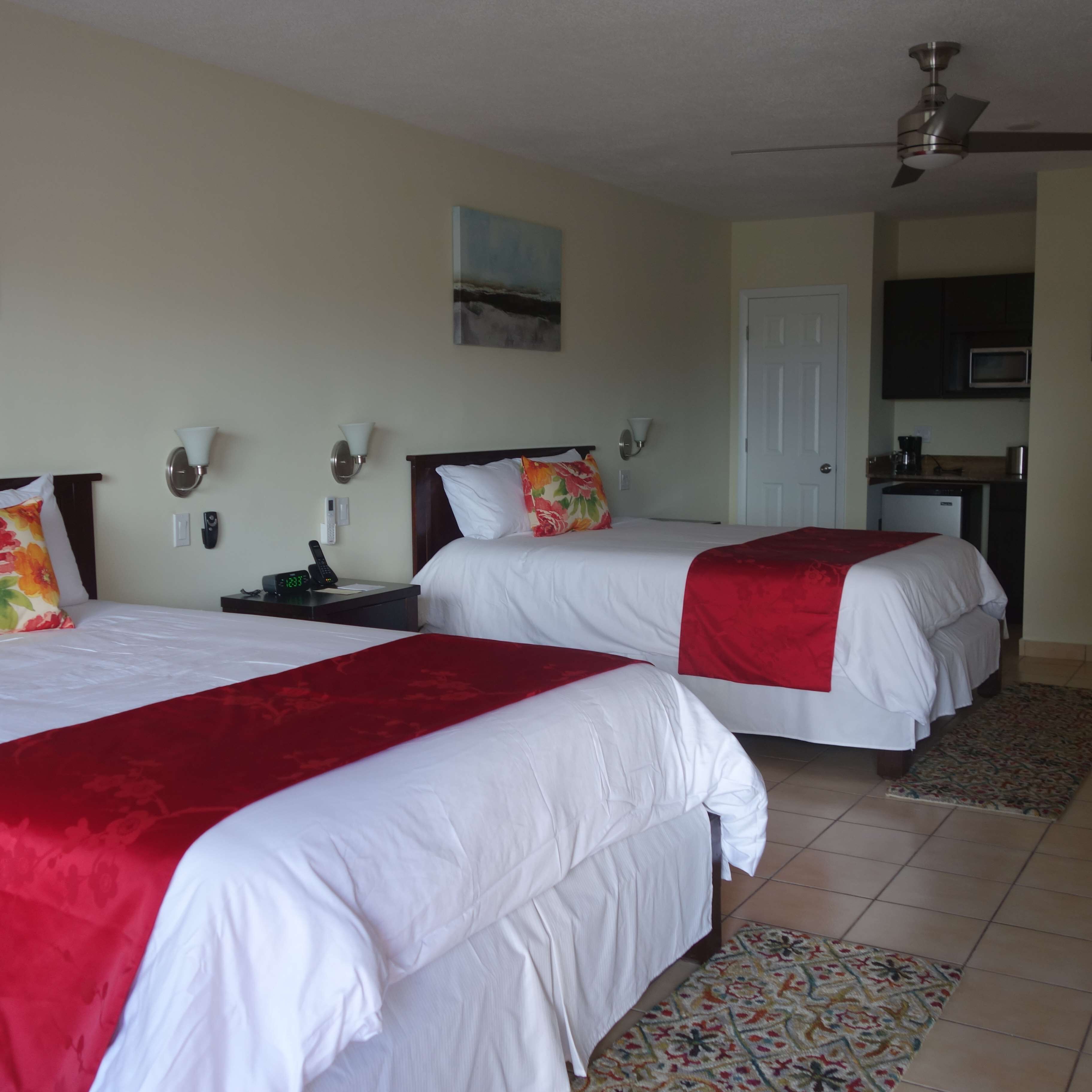 in-room safe, desk, laptop workspace, blackout curtains