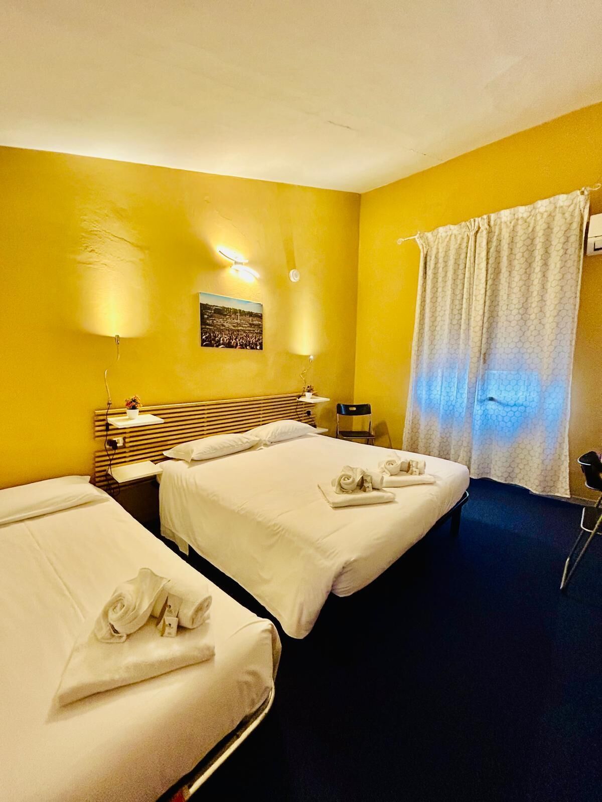 family double or twin room | 1 bedroom, desk, free wifi, bed sheets