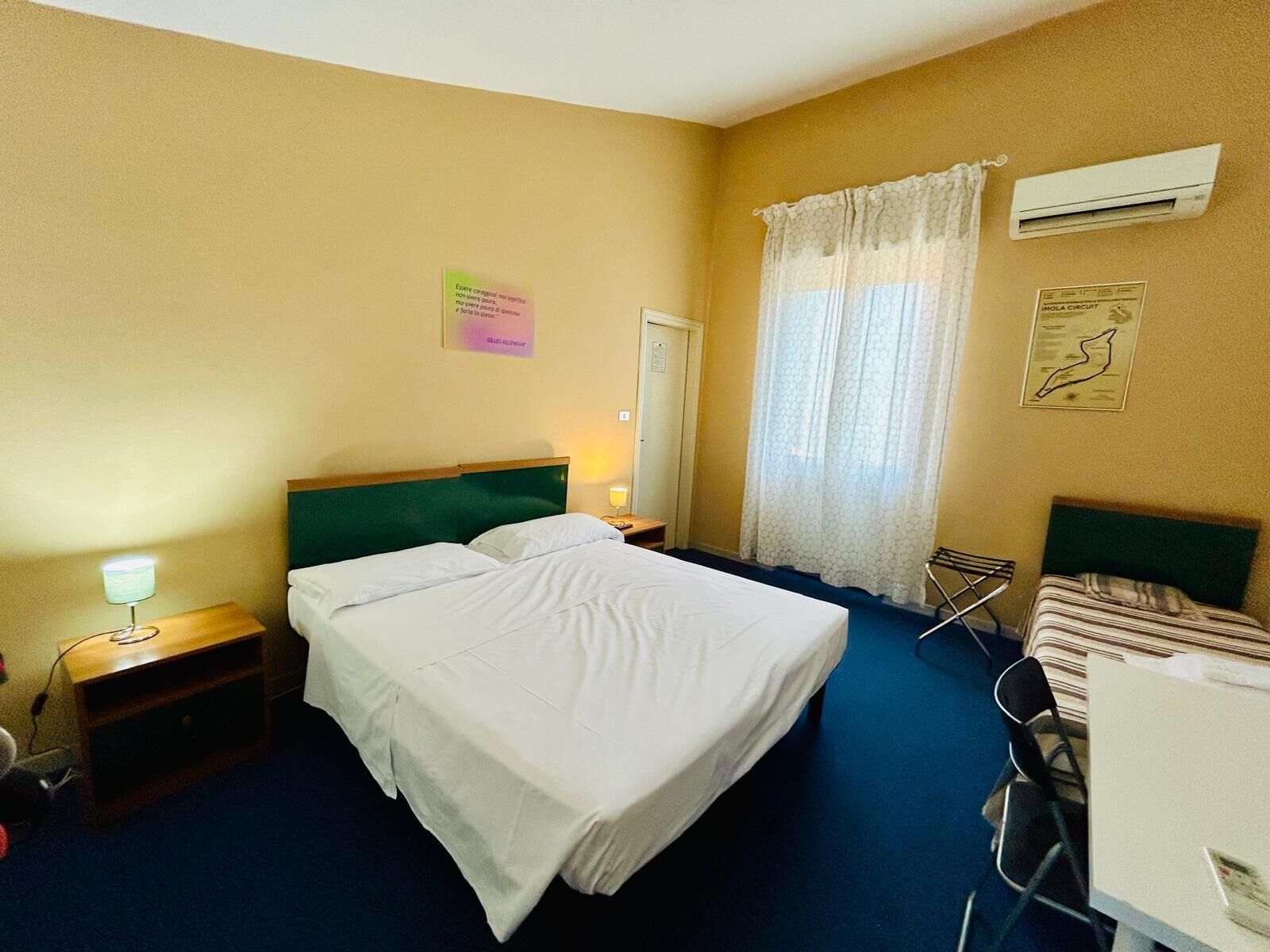 basic double or twin room | 1 bedroom, desk, free wifi, bed sheets