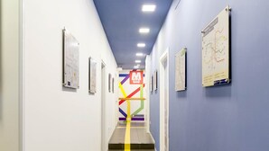 Reception - Maison du La Metro (Naples)