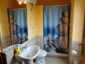 Studio, 1 Bedroom (Tramonto) | Bathroom