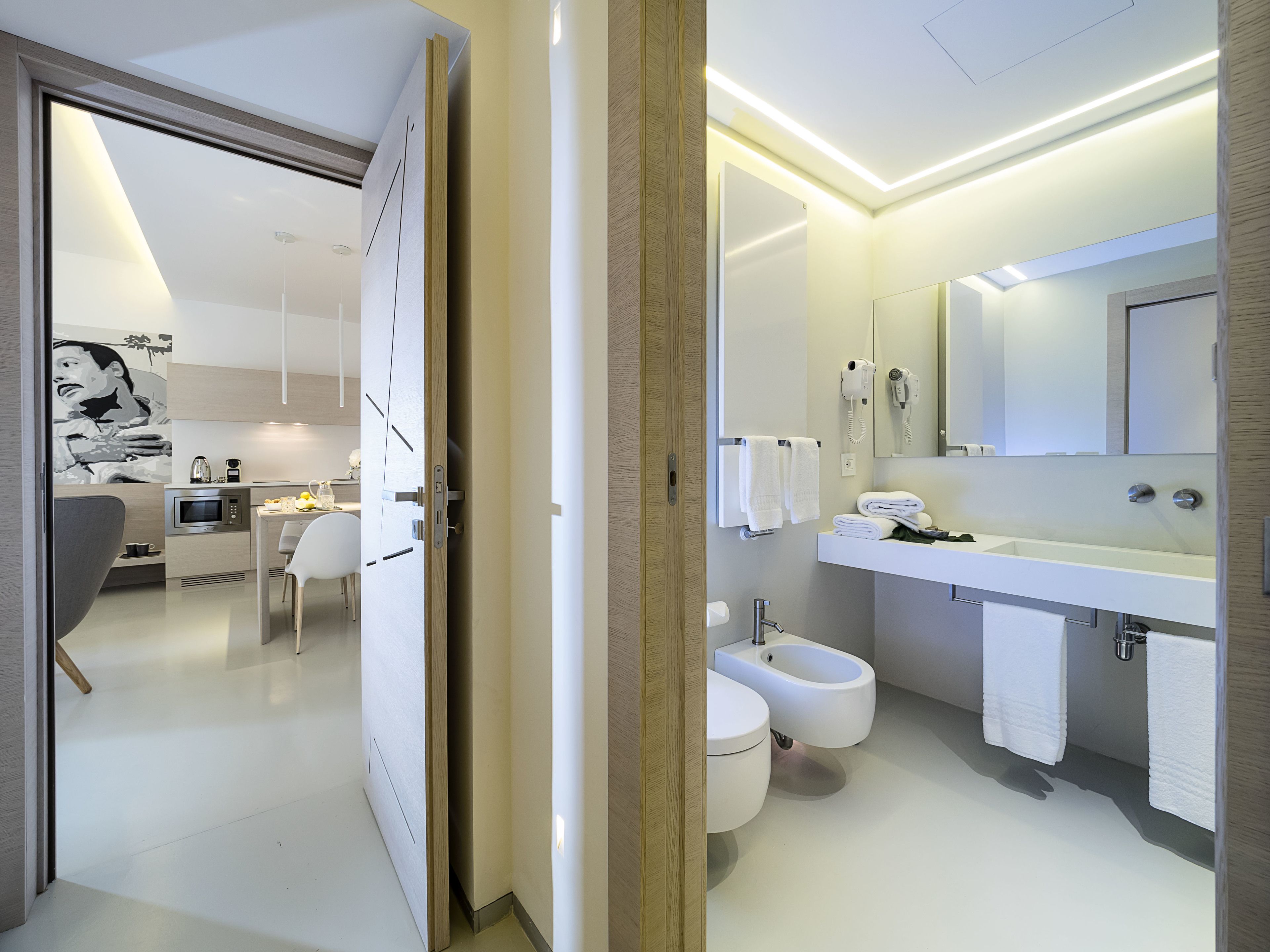 superior double room | bathroom | shower, free toiletries, hair dryer, slippers