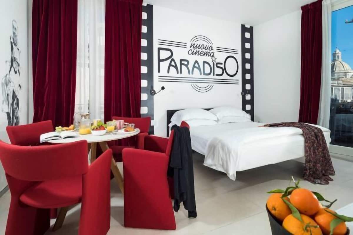 1 chambre, literie de qualité supérieure, couette en duvet d'oie