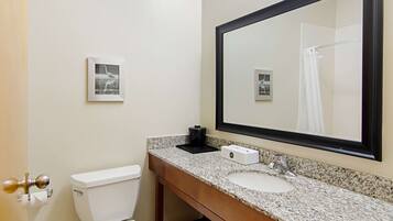 Standard Room, 2 Katil Ratu (Queen), Non Smoking | Bilik Mandi | Gabungan pancuran/tab mandi, pengering rambut, tuala disediakan