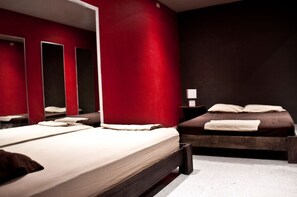 Chambre économique, pas de fenêtre | Coffre-fort, accès au Wi-Fi (inclus)