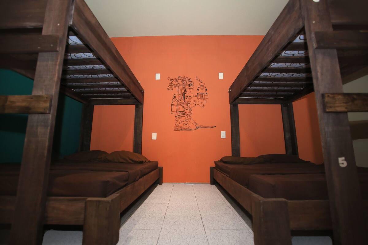 Dortoir partagé Prestige (4 bunk beds) | Coffre-fort, accès au Wi-Fi (inclus)