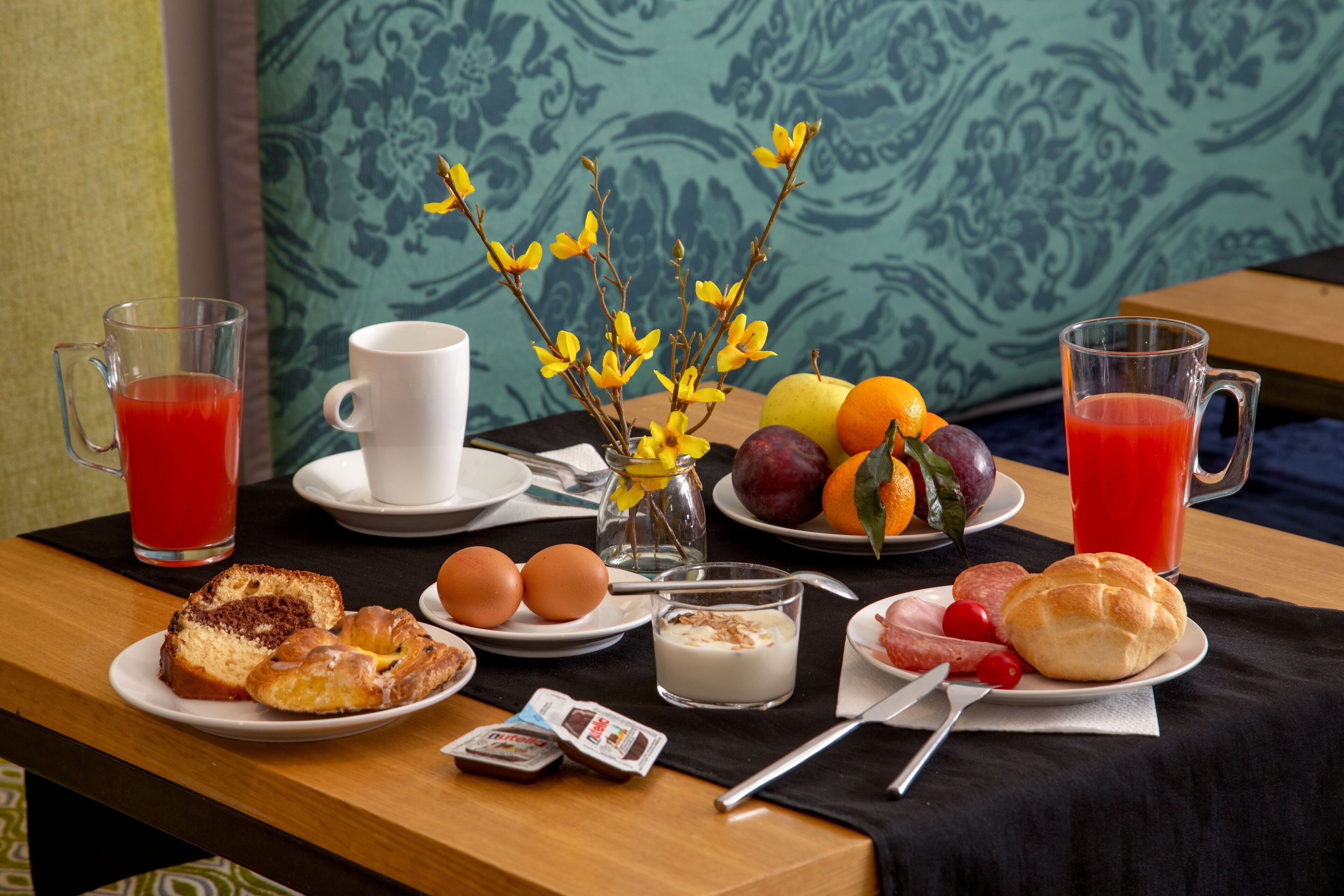 daily buffet breakfast (eur 8.00 per person)
