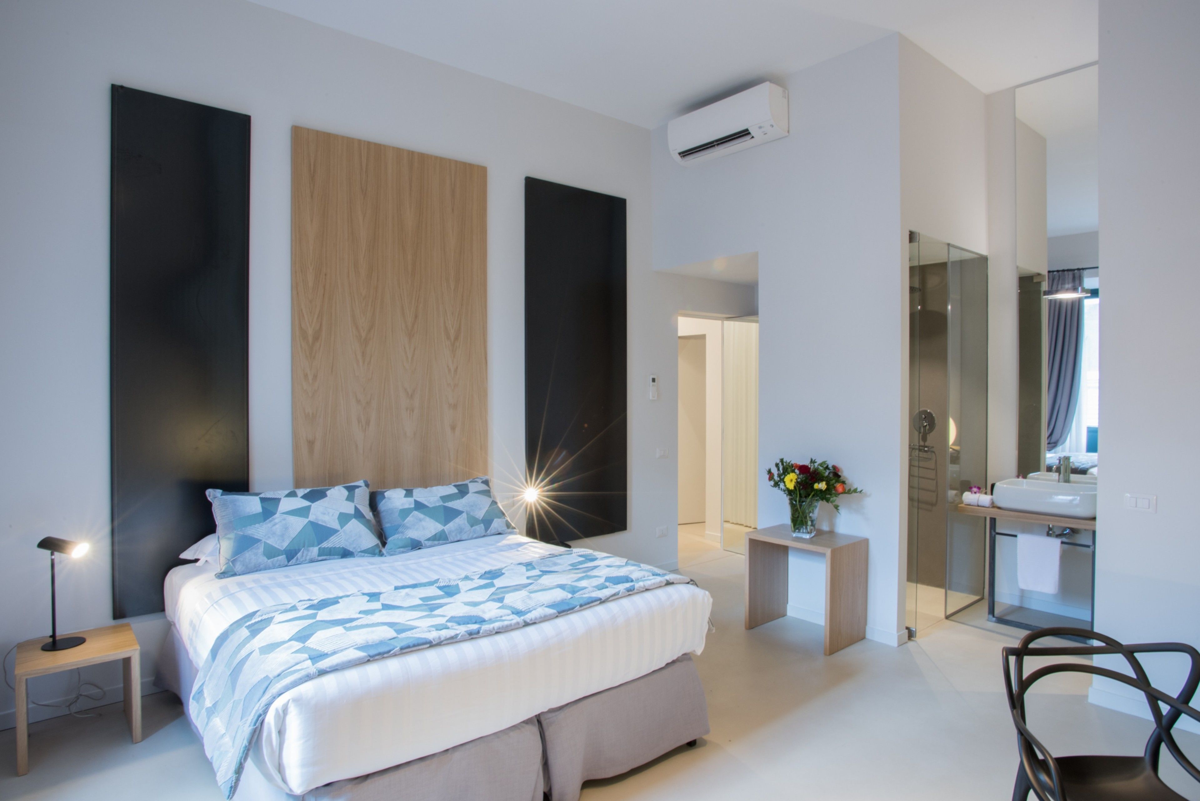 minibar, in-room safe, desk, blackout curtains