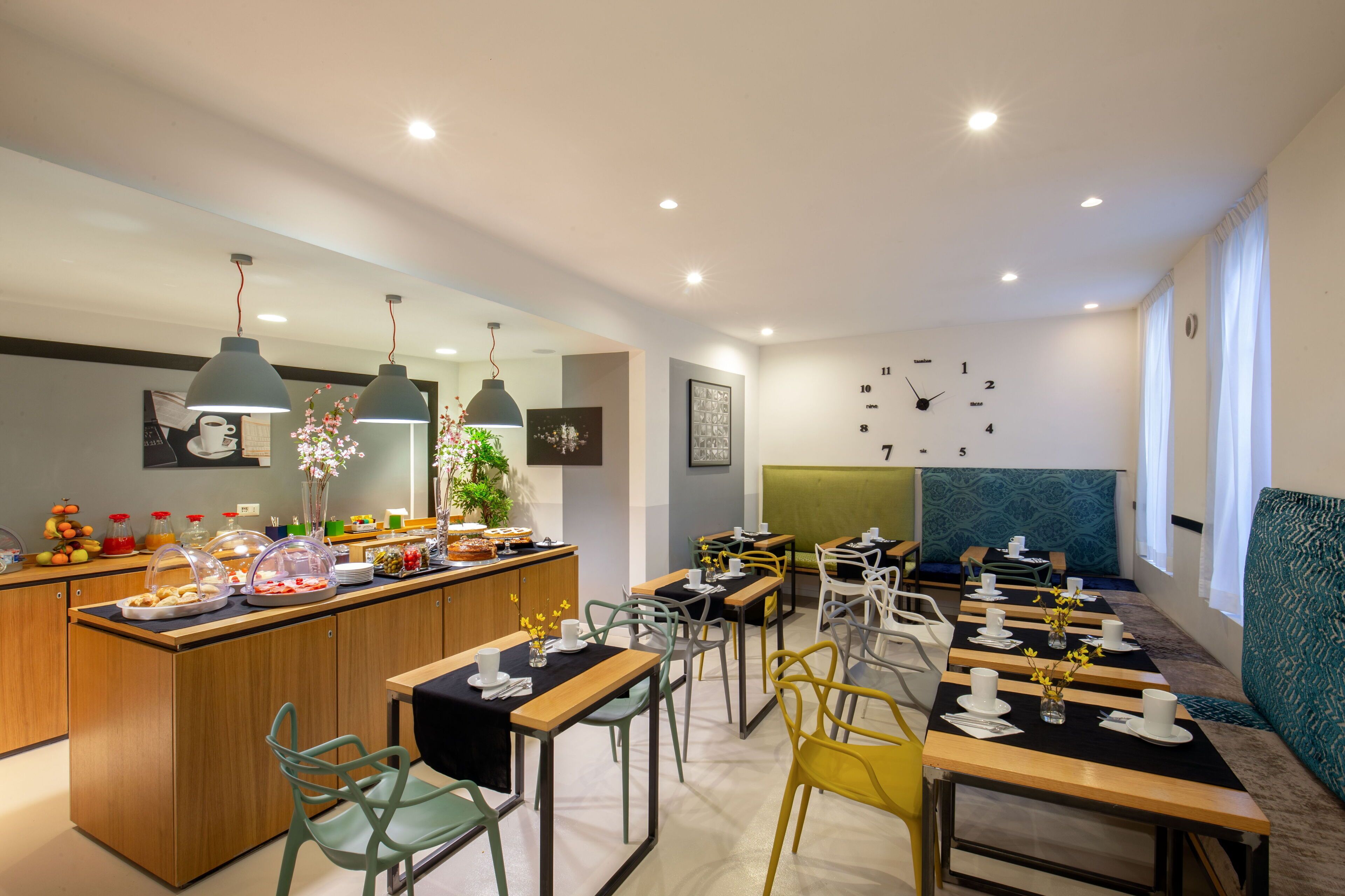 daily buffet breakfast (eur 8.00 per person)