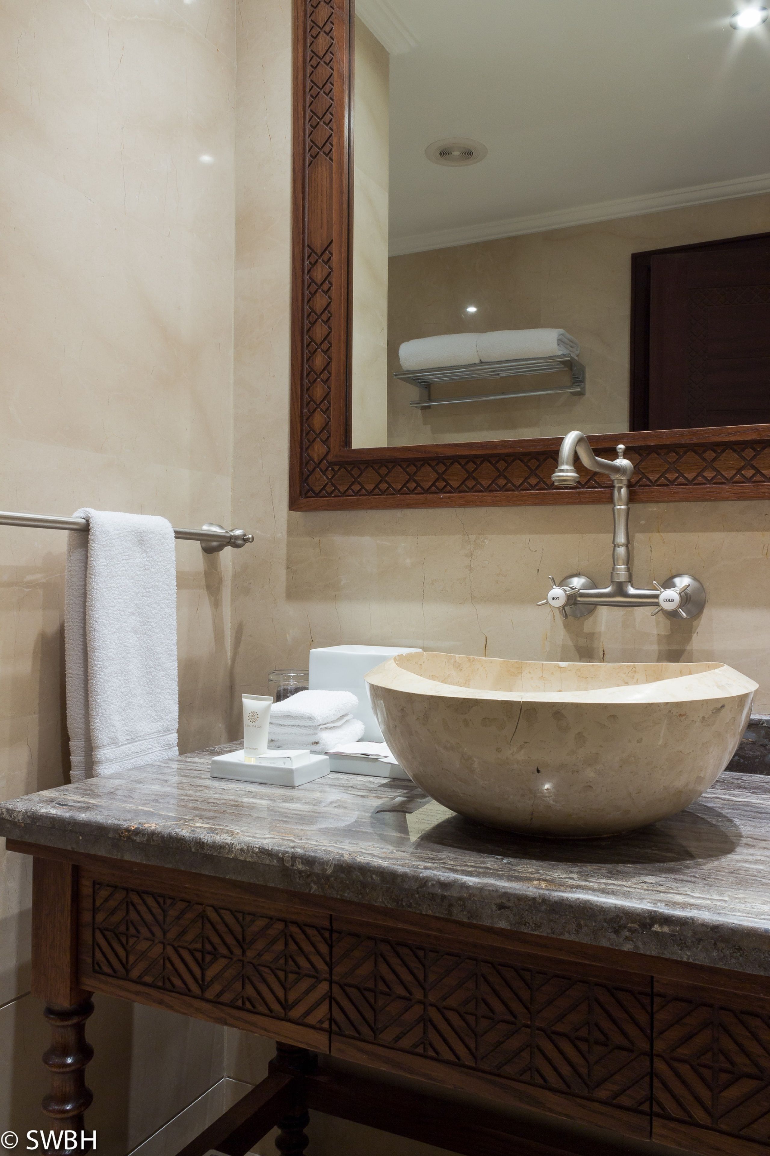 premium room - al bidda | bathroom | free toiletries, hair dryer, bathrobes, slippers