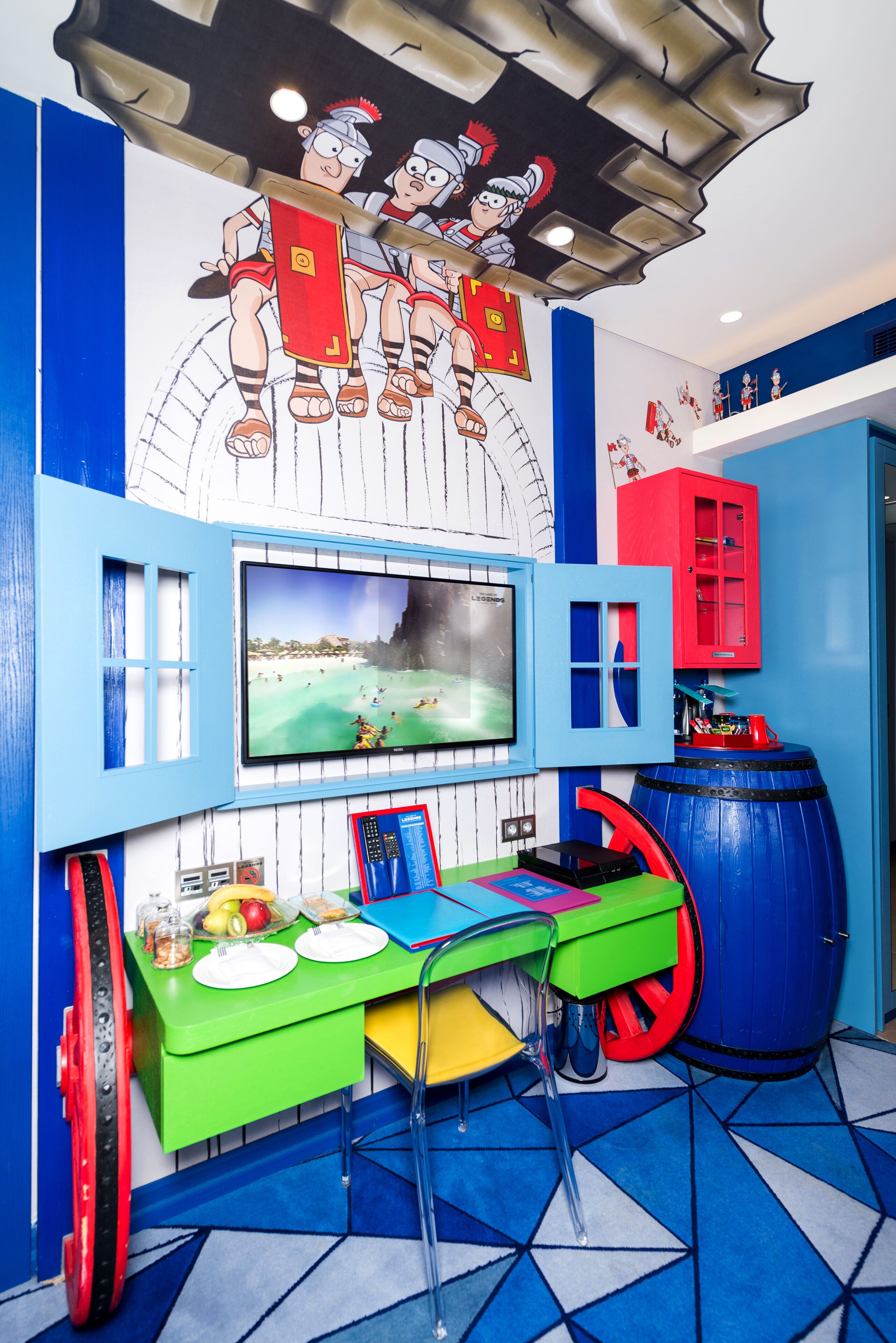 1 bedroom, free minibar items, in-room safe, individually furnished