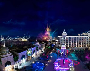 Shopping mall - The Land Of Legends Kingdom Hotel (Serik)