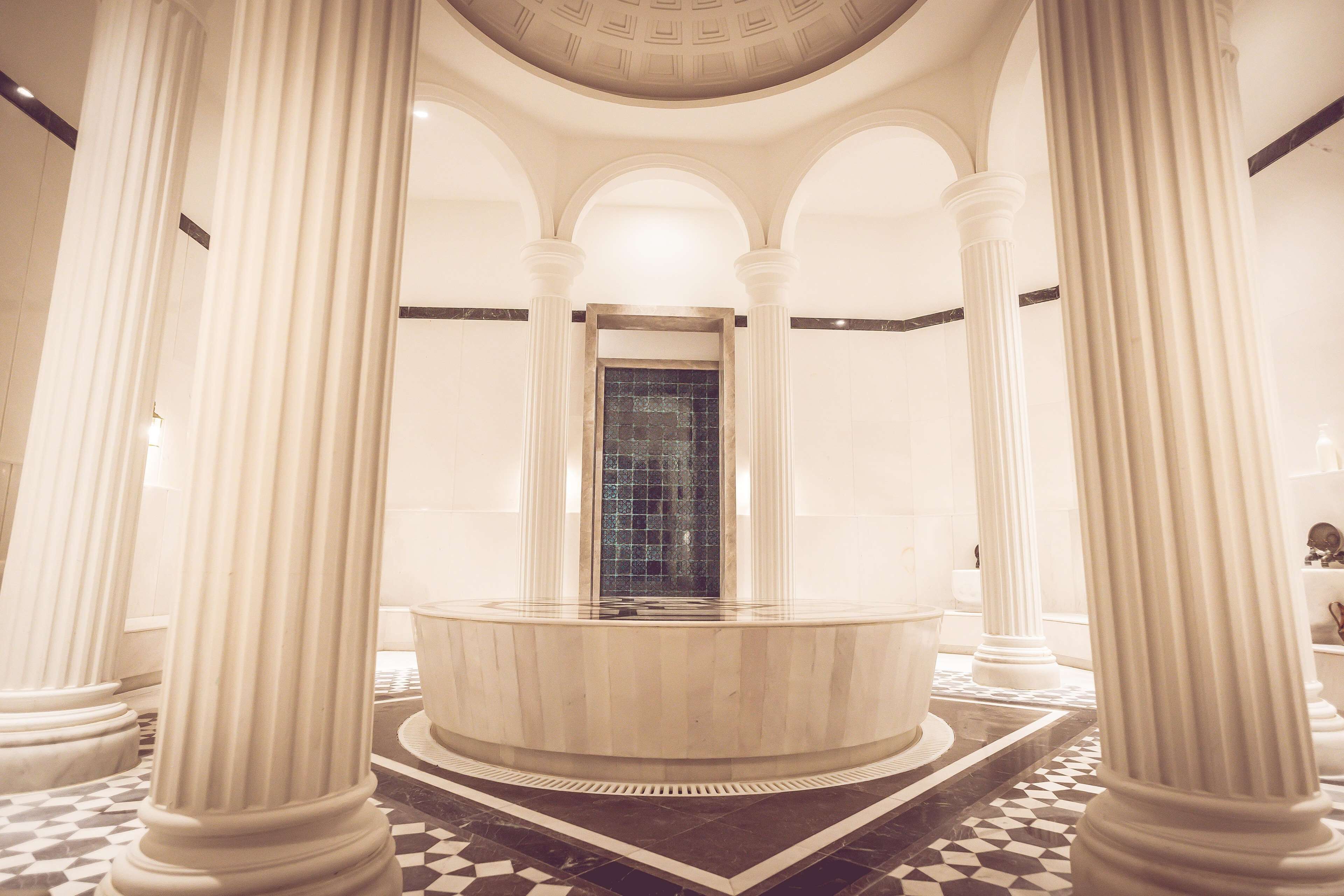 Sauna, steam room, Turkish bath, body treatments, body wraps