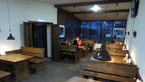 Cafe - Chocolatier Hotel (Krasnodar)