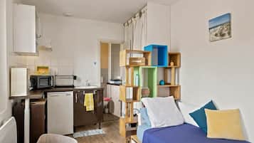 Penthouse, salle de bains attenante, vue ville (Studio ) | Literie de qualité supérieure, décoration personnalisée