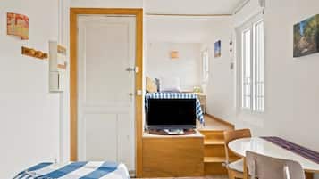 Penthouse, salle de bains attenante, vue ville (Studio ) | Literie de qualité supérieure, décoration personnalisée
