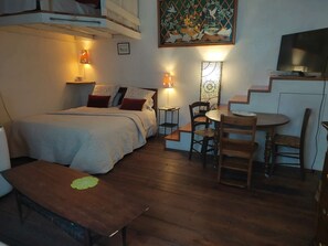 Executive Single Room, Ensuite, City View (Chambre double Solenne)