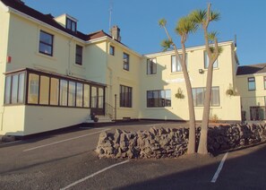 Garden - The Millbrook B & B (Torquay)