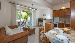 In-room dining - Blue Horizon (Paxos)
