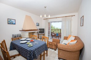 TV - Blue Horizon (Paxos)