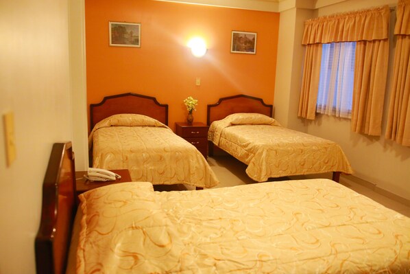 Triple Room | Rollaway beds, free WiFi