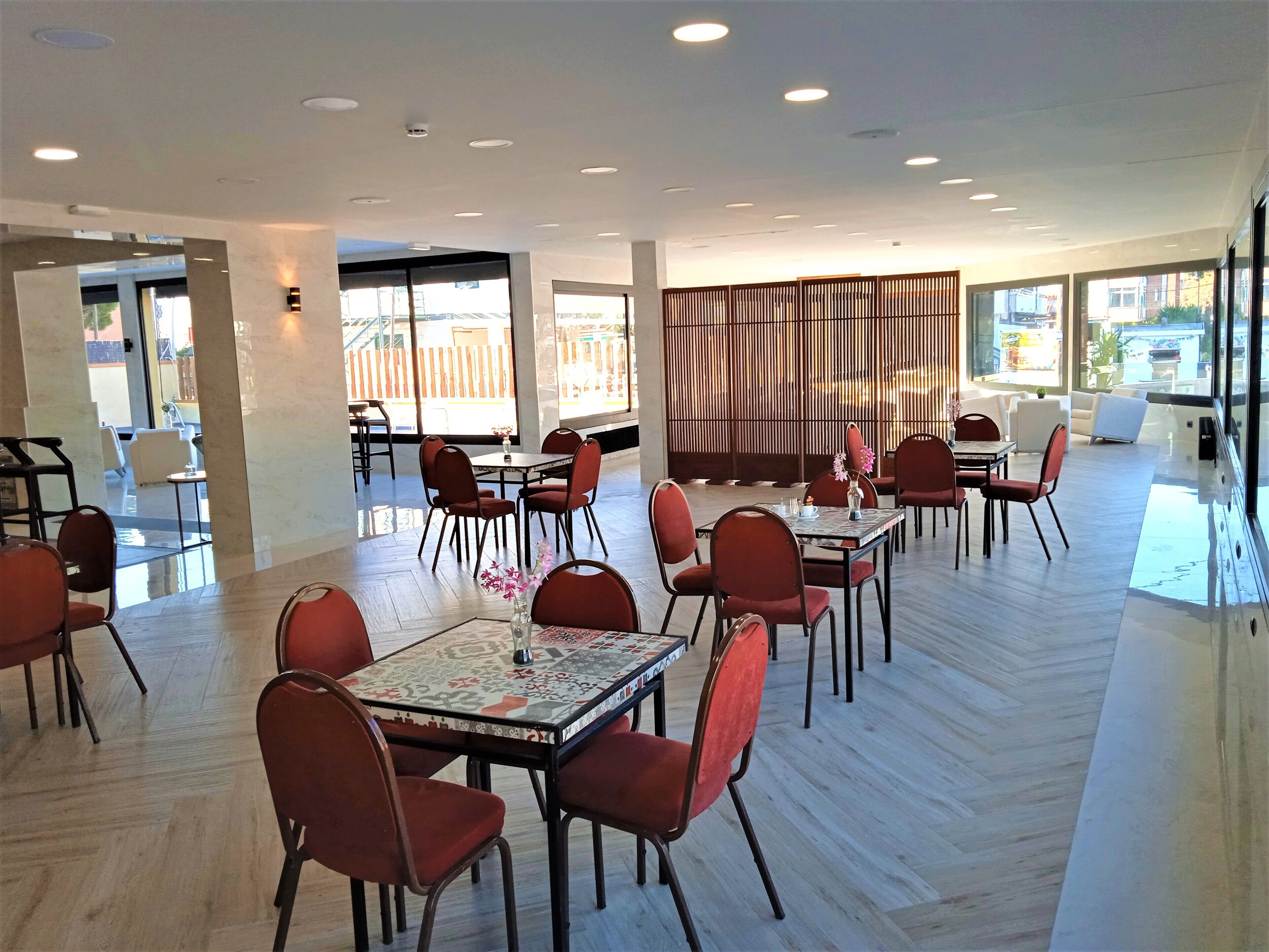 daily buffet breakfast (eur 14 per person)