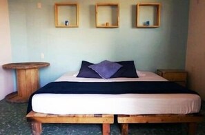 Double Room (Shared bathroom) | Free WiFi - Blue Bicycle House - Hostel (Querétaro)