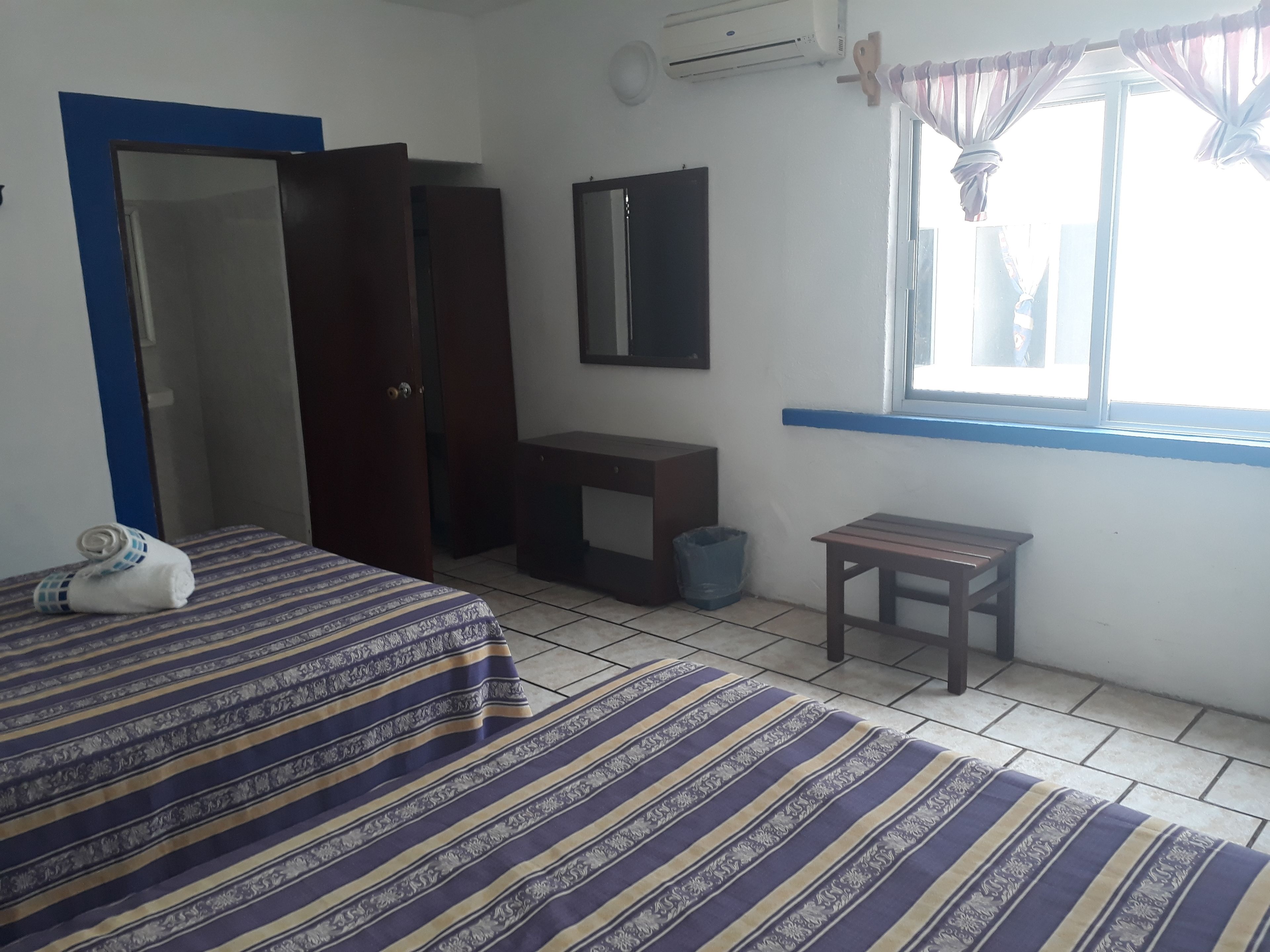 Bungalow | In-room safe