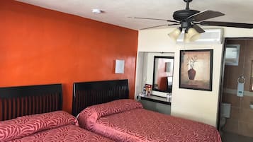 Basic Double Room, 2 Double Beds | Air conditioning